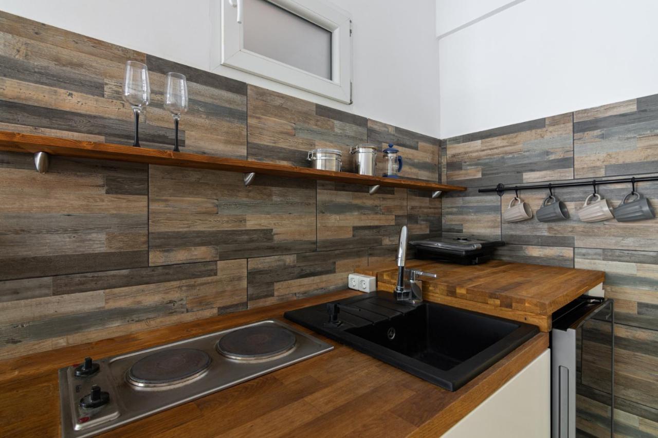 Comfy Apartment Close To Floisvos Beach Atena Exterior foto